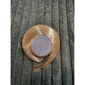 Vintage Jeri Lou Gold Tone‎ Scarf Clip Abstract Sunburst Design Pin